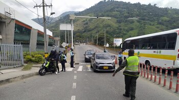 They captured criminals who pretended