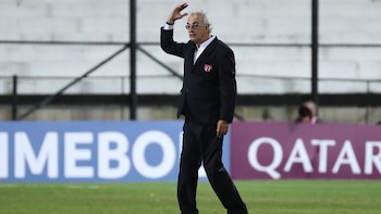 Jorge Fossati dirigió a River Plate de Uruguay entre 2019 y 2021. (EFE)