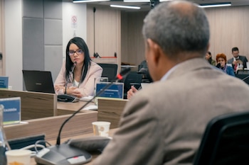 Durante el juicio se practicaron testimonios de exintegrantes de la fuerza pública, una víctima sobreviviente, familiares de las personas asesinadas y diversos peritajes forenses, balísticos y operacionales - crédito JEP