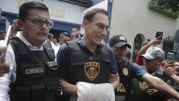 Martín Vizcarra fue dado de