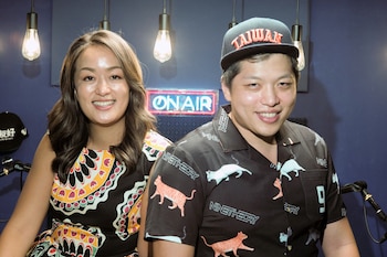 Kylie Wang y Ken Young,