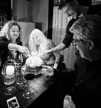 Como broche de oro para