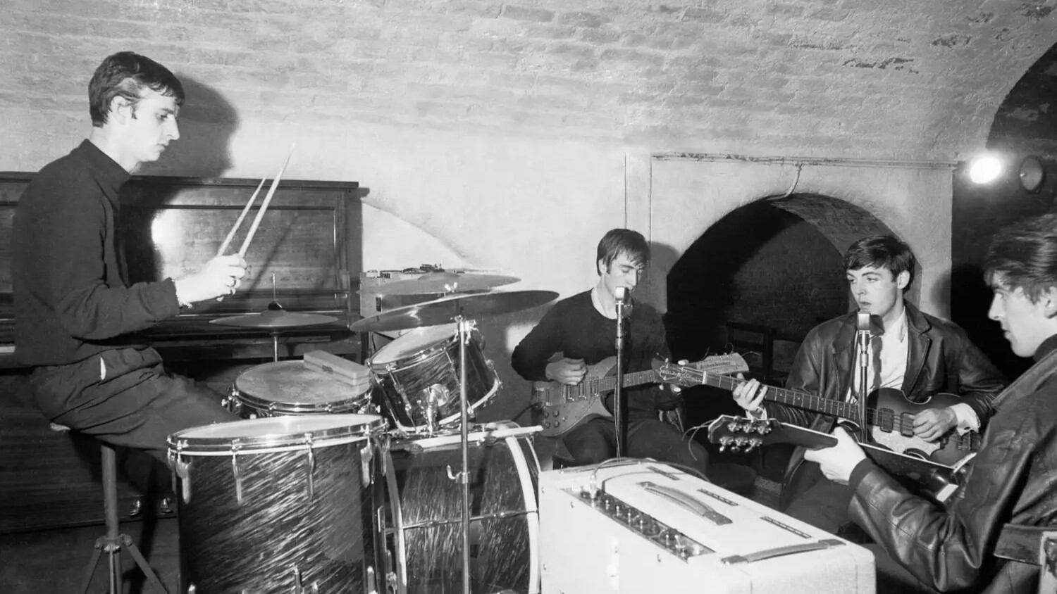 Starr desarrolló su voz como compositor y aportó temas propios al repertorio de los Beatles, influenciado por el country y el blues (Créditos: Apple Corps LTD.)