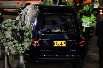 El cuerpo del maestro fue