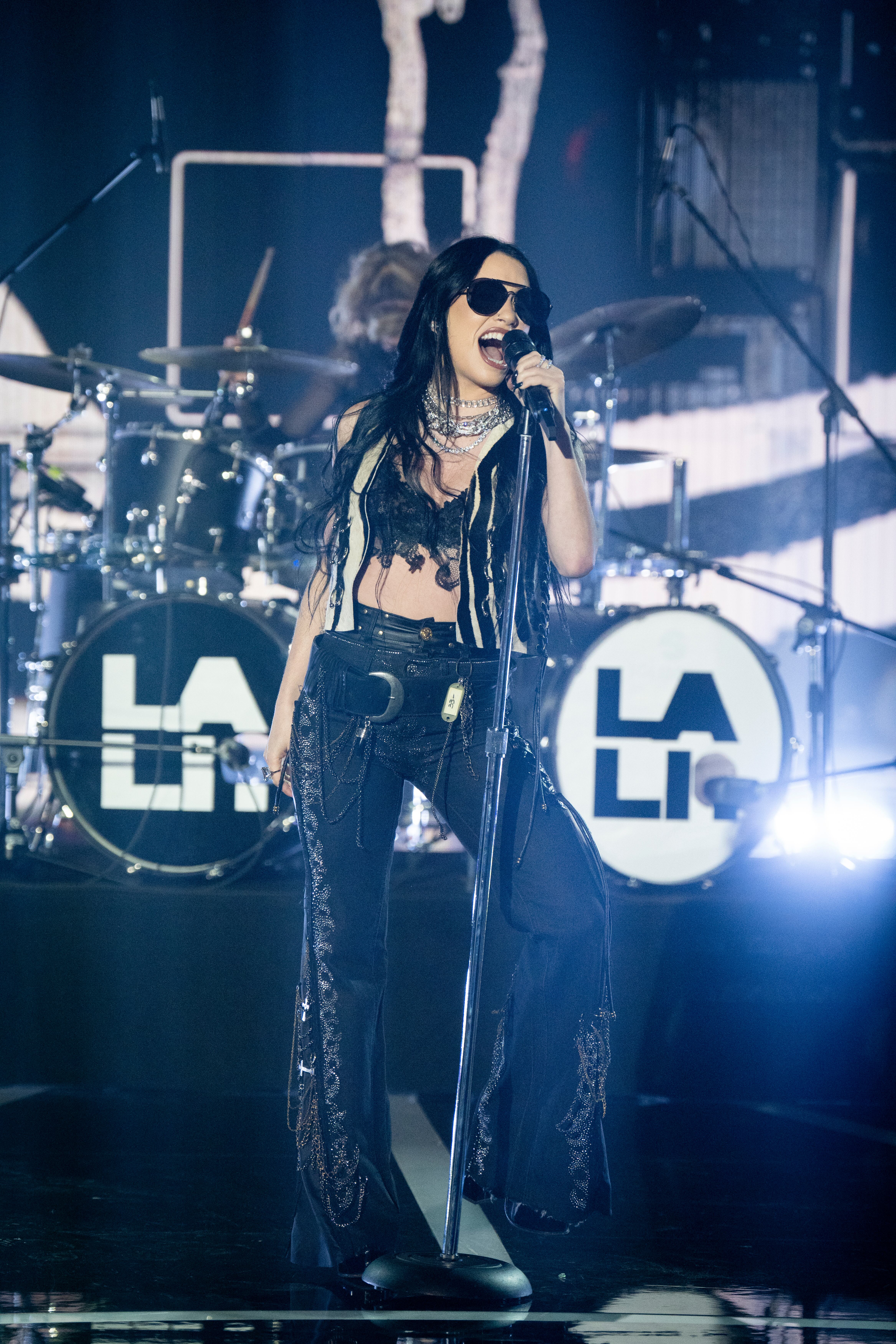 Lali Espósito su tema