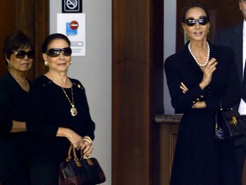 30-09-2014 Isabel Preysler y su