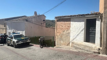 Libertad con cargos por amenazas y tenencia ilícita de armas para los tres detenidos en Huelma (Jaén)