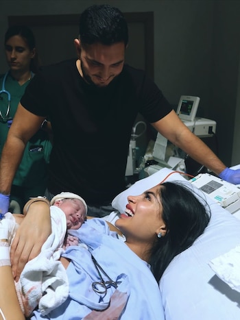 Omar Montes con su hijo Ismael (Instagram)
