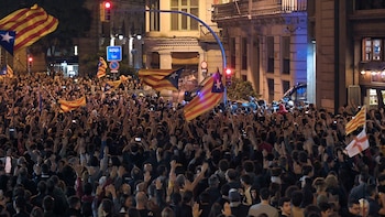 Roger García, el joven que sufrió un traumatismo craneoencefálico por un proyectil de la Policía del que ni la Generalitat ni Interior se quieren responsabilizar