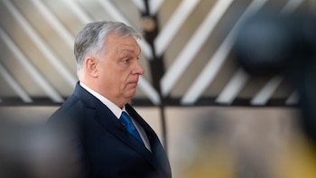 Los Veintisiete exigen a Orbán