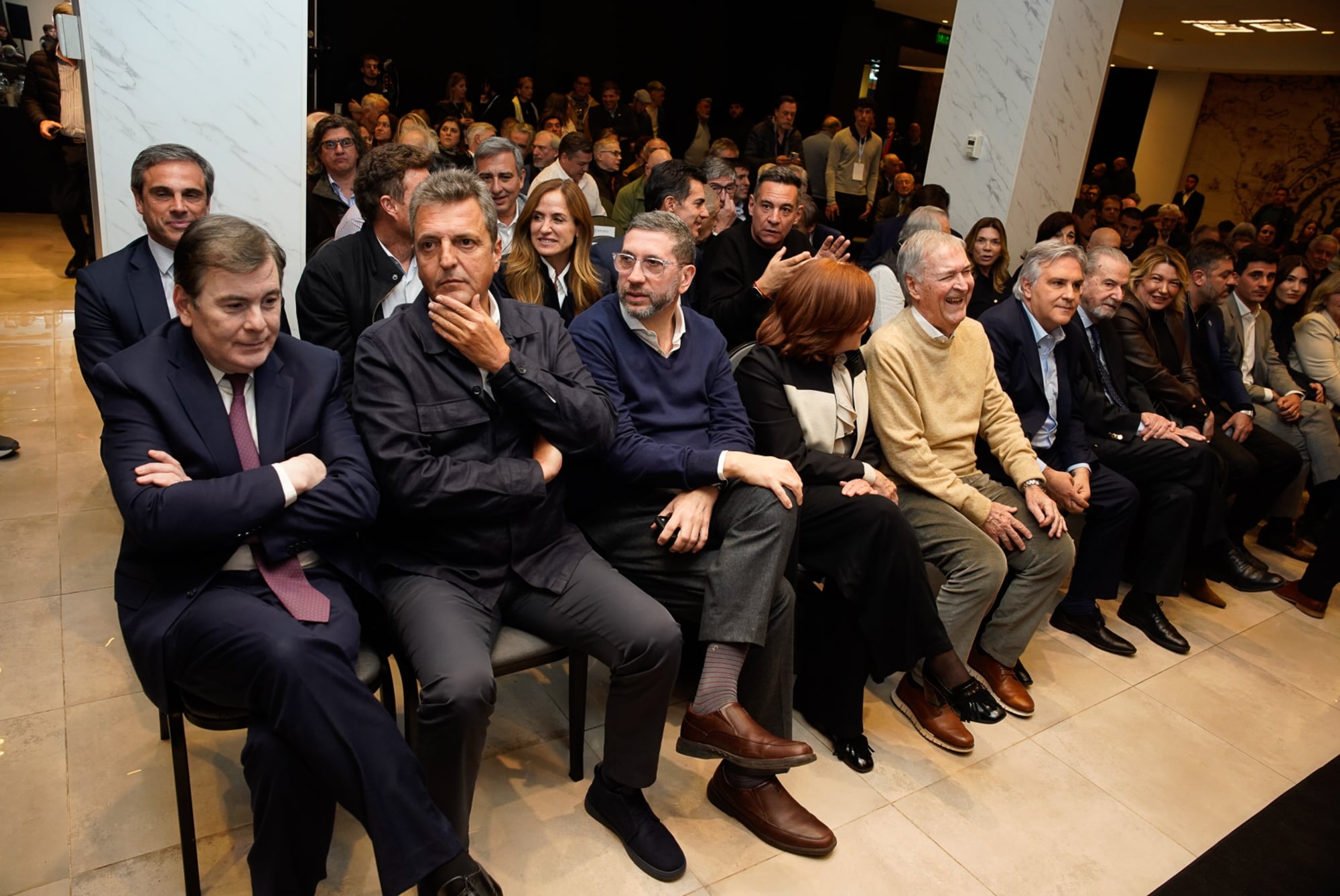 El homenaje a José Manuel De La Sota reunió a Sergio Massa, Martín Llaryora, Juan Schiaretti y Jorge Brito, mientras La Cámpora no asistió al evento