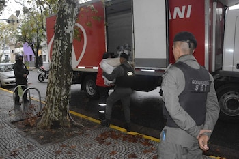 Gendarmería descargar las urnas de