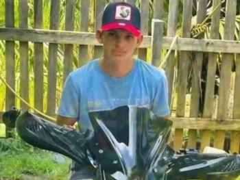 Jorge Isaías Alvarado Flores – Hermano de Isaí, de 25 años, perdió la vida junto a su hermano en un violento crimen que también dejó viviendas y vehículos incendiados en la comunidad. (Foto: Cortesía)