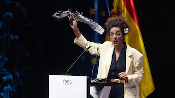 La activista iraní Masih Alinejad critica a España por "estrechar manos" con regímenes autoritarios