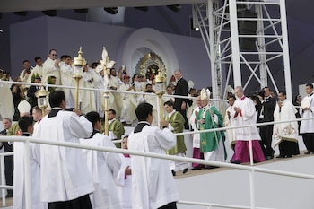 Multitudinaria asistencia a misa del Papa Francisco en Base Las palmas. Foto: ANDINA/ Carlos lezama