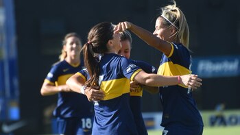 Boca goleó a Gimnasia La