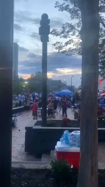 Pelea barras de San Lorenzo y Huracán