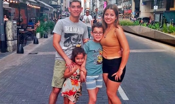 Octavio, Ariana, Ian y Daniela,