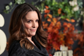 Tina Fey calificó el Met Gala de "desfile de idiotas" tras su experiencia en 2010 y aseguró que nunca volvería a asistir (REUTERS/Mario Anzuoni)