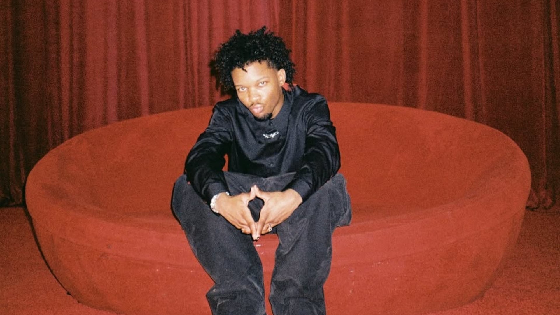 Las autoridades lograron identificar el cuerpo hallado en el Tesla de D4vd. (Instagram/D4vd)