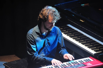 Bruno Moreno es el compositor