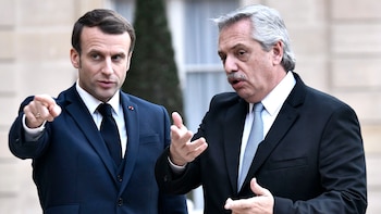 Alberto Fernández inició en Europa