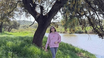 Sheila Manzanares, maestra de tres alumnos en un colegio rural: “Su experiencia puede ser igual o más enriquecedora que la de un niño en la ciudad”