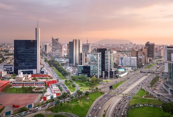 El análisis agrupó los proyectos inmobiliarios de acuerdo con su etapa de avance: entrega inmediata, construcción, en plano o paralizados.