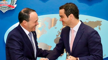 El subsecretario de Estado de EE.UU. sostuvo reunión con ministro de Seguridad de El Salvador para reforzar cooperación bilateral