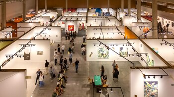 La galería Constitución exhibe esculturas