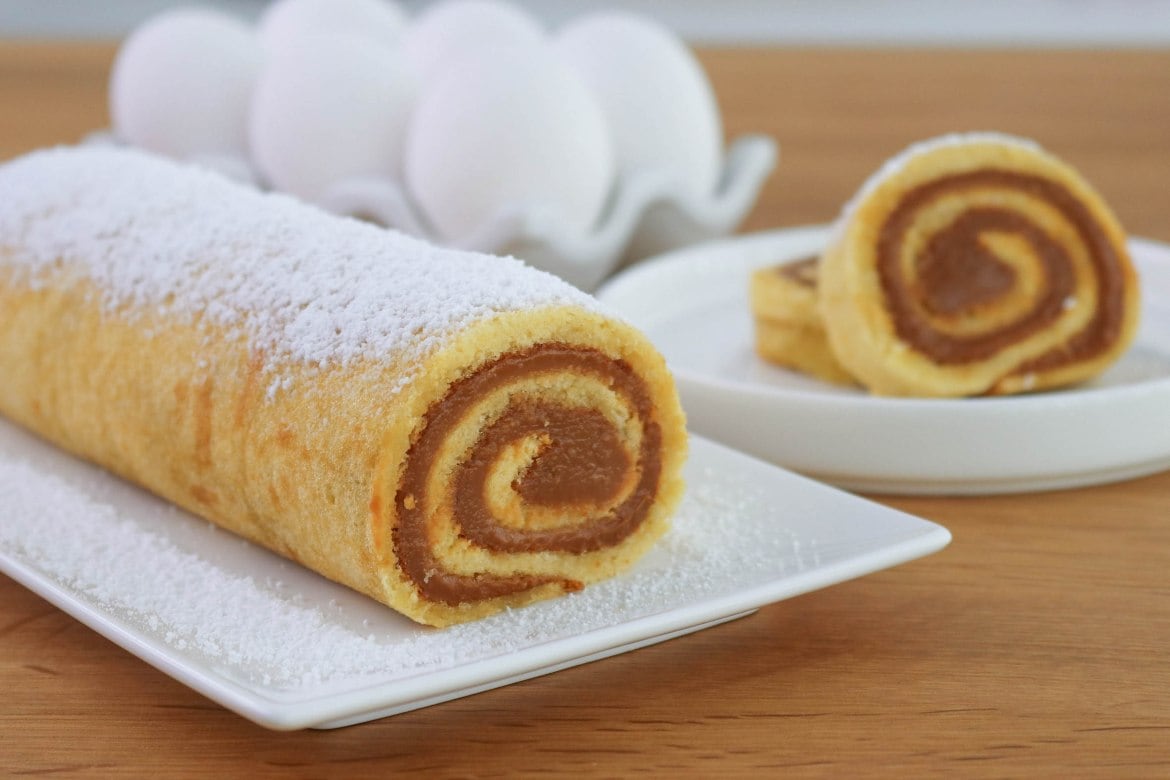 Pionono relleno de manjar blanco. (foto: Laju Sweet)