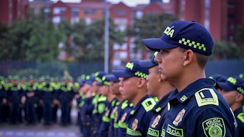 Bogotá sumó 794 nuevos policías, pero concejales advierten que motos y cámaras siguen sin funcionar