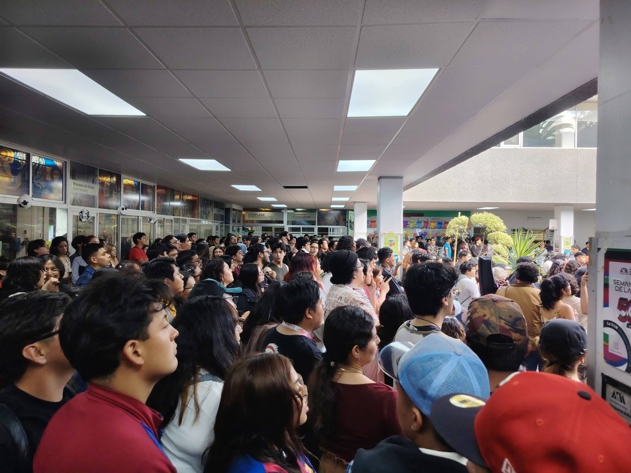 Paro en UAM Iztapalapa (foto: Hijxs del Chahuistle/FB)