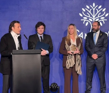 El presidente Javier Milei junto