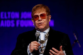 Elton John en gala de