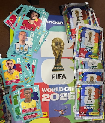 Los sobres con 7 láminas costarán 5.000 pesos y la caja con 104 sobres tendrá un precio oficial de 520.000 pesos - crédito Daniela Beltrán