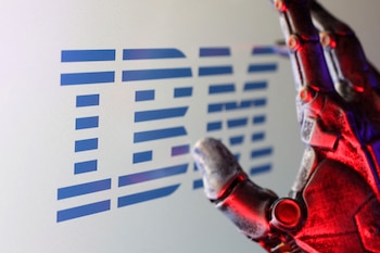 El análisis de la firma tecnológica es sobre la necesidad de aprovechar las ventajas de la IA y la gestión de los datos. (Foto: REUTERS/Dado Ruvic/Illustration)