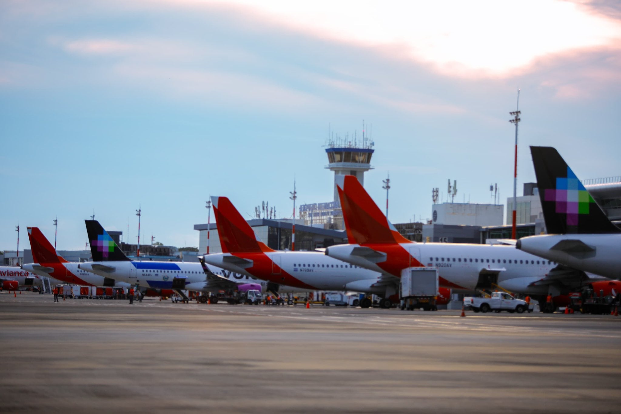El Salvador seguirá siendo el centro de operaciones del grupo empresarial aeronáutico. (Foto cortesía CEPA)
