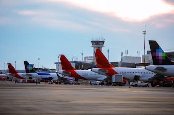 El Salvador inaugura el International Flight Inspection Symposium 2026, consolidándose como primer país centroamericano en recibir este evento aeronáutico de talla mundial. (Foto cortesía CEPA)