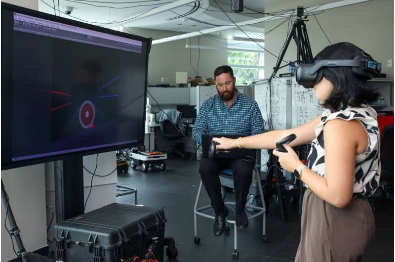Un estudio de la Universidad Atlántica de Florida y la Universidad de Brown publicado en Science Advances determinó que los movimientos físicos amplios facilitan el aprendizaje de categorías complejas. (Florida Atlantic University)