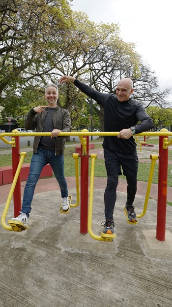 Con su estilo, José Luis