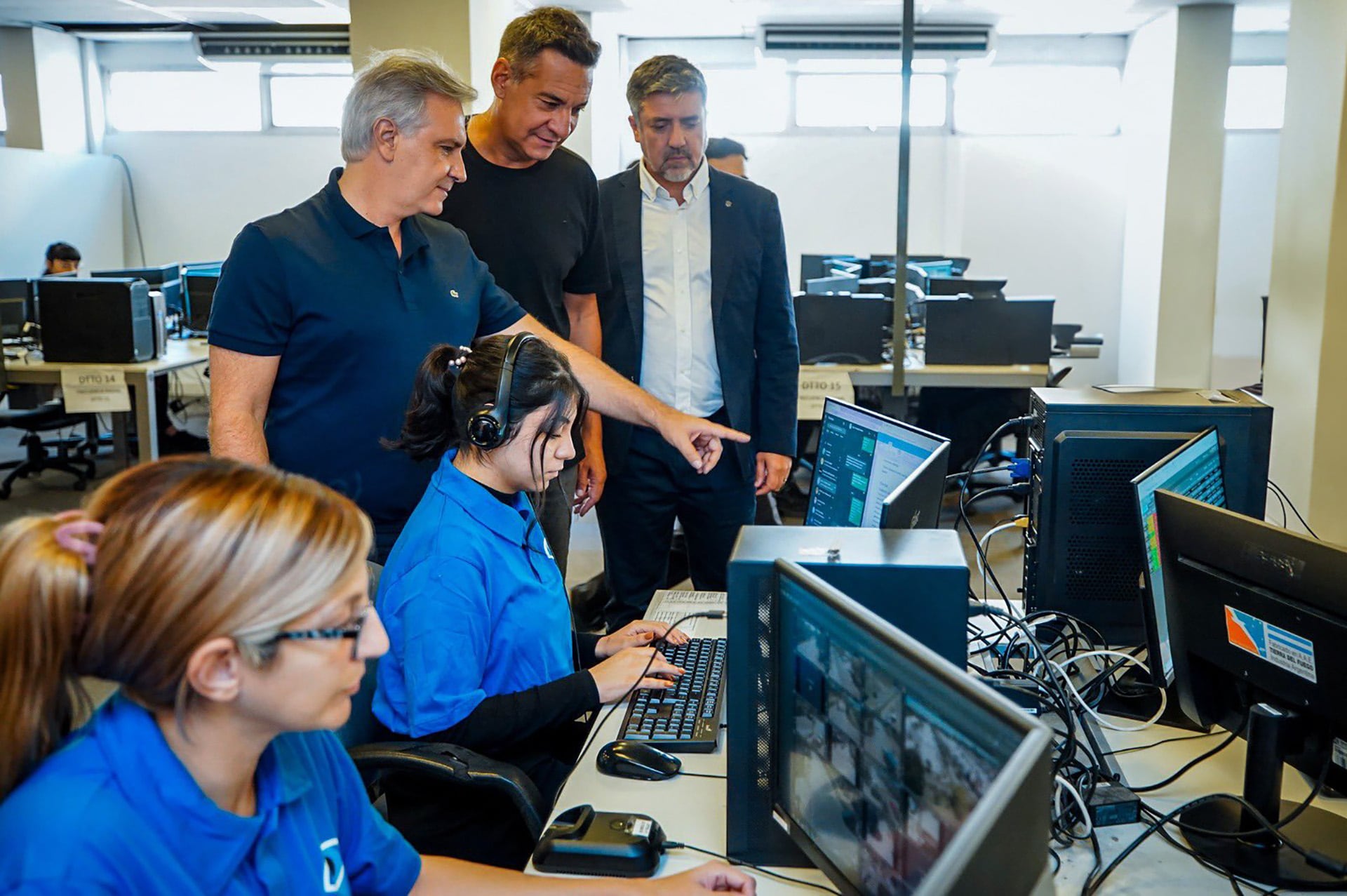 Llaryora trabaja por su reelección en Córdoba en una elección que seguramente será anticipada