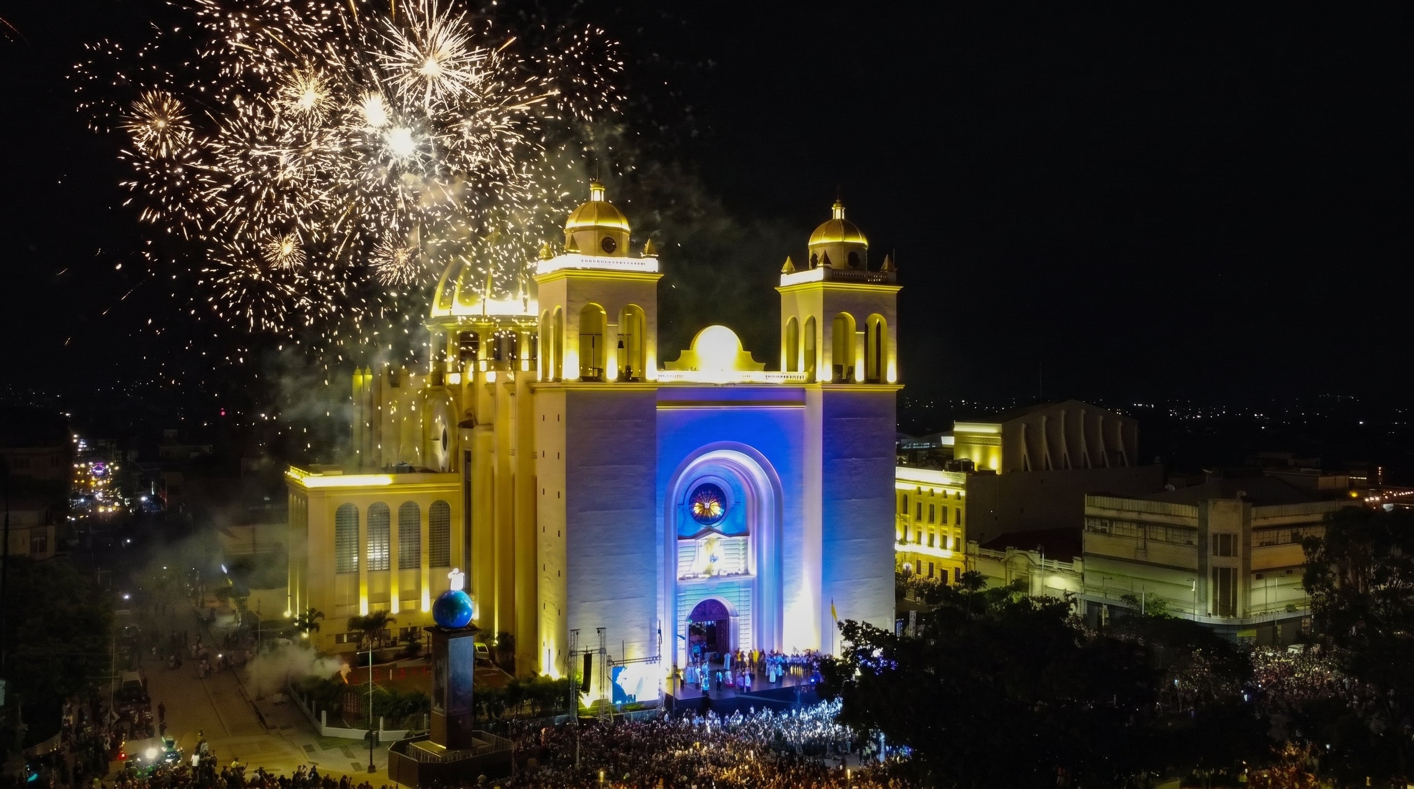 Arzobispado de San Salvador lanza fiestas patronales con mensaje de unidad regional