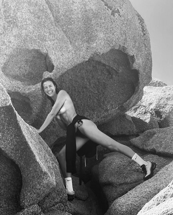 Irina Shayk subió varias fotos