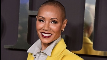 Celebridades y figuras públicas ayudaron