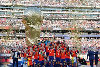 España levanta el Mundial 2026. (EFE/ Lavandeira Jr)