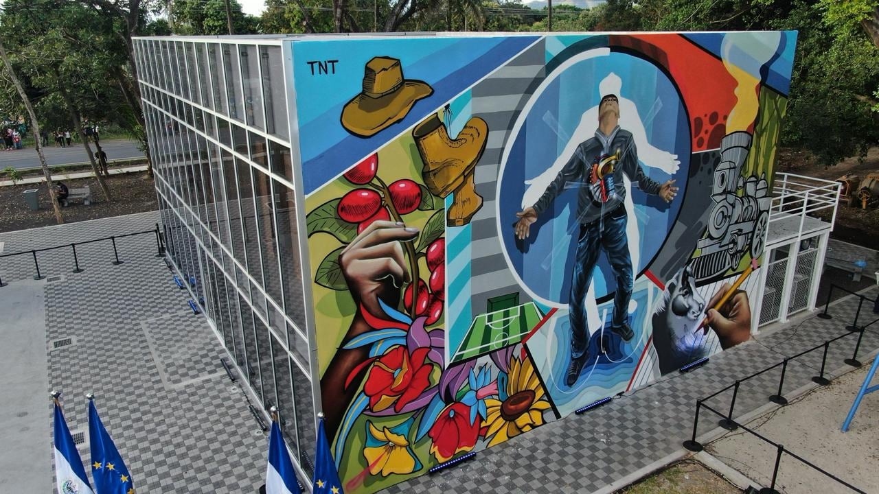 El modelo de CUBOS ofrece talleres, áreas artísticas, deportes, estudios de grabación, laboratorios y salones de usos múltiples. (Foto cortesía Secretaría de Prensa)