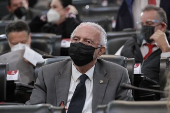 Senador Miguel Navarro (Foto: Twitter