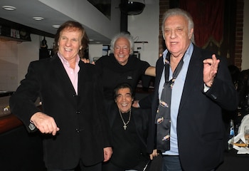 Coppola junto a algunos