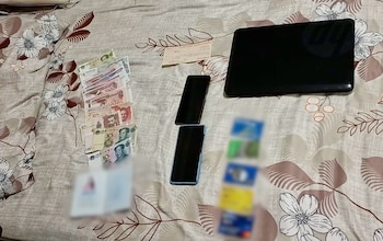 Algunos de los elementos requisados.